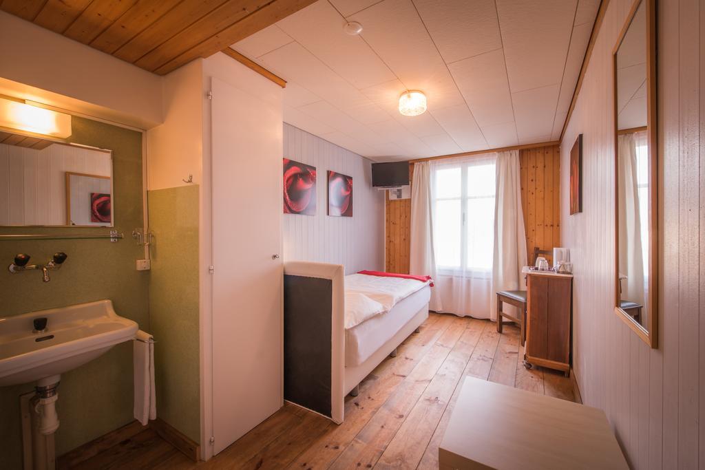 Hotel Tell And Apartments Unterseen Dış mekan fotoğraf